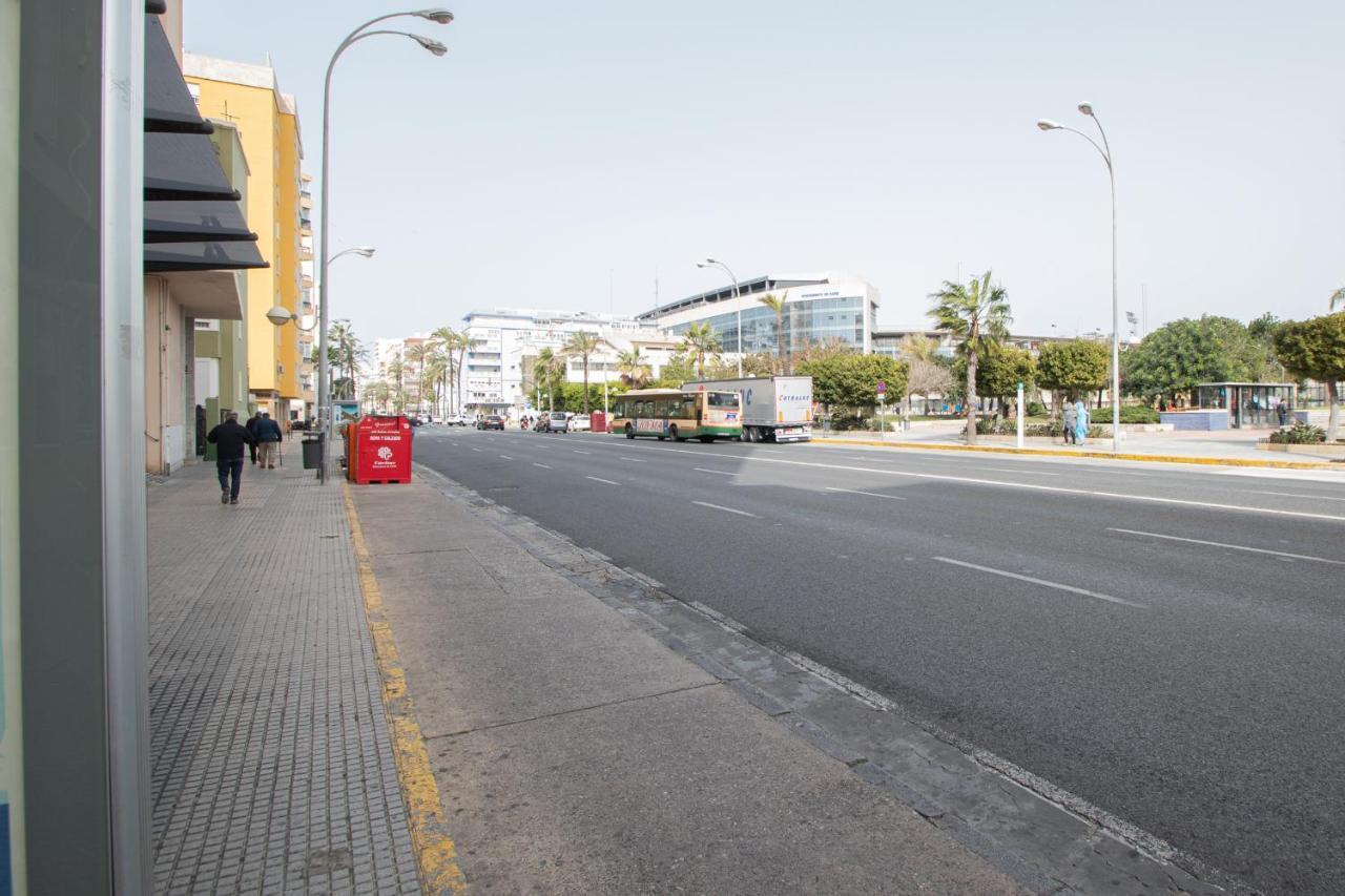 Apartamento Malibu Cadiz Playa Экстерьер фото